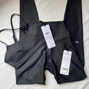 Alo Yoga Airlift Debossed Bra and Legging Set